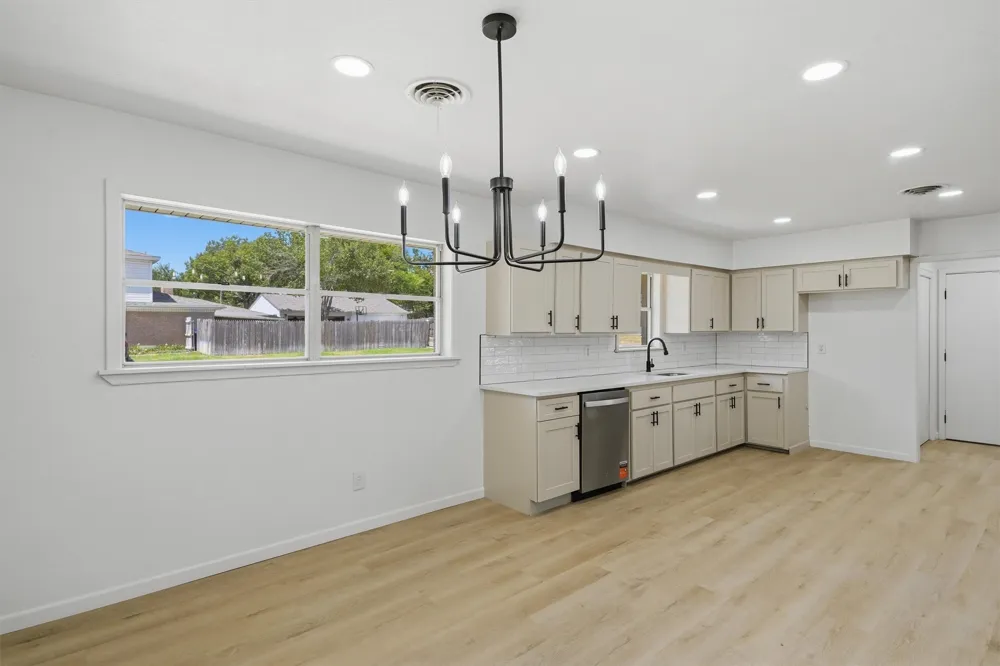 5301 Rutland Avenue Fort Worth, TX 76133