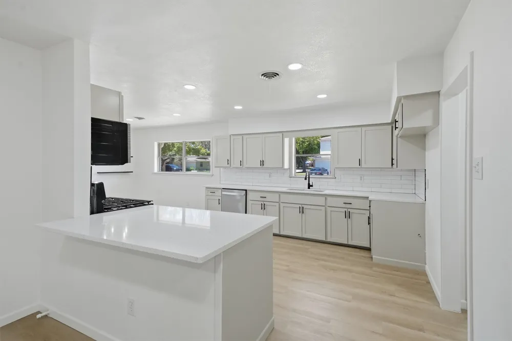 5301 Rutland Avenue Fort Worth, TX 76133