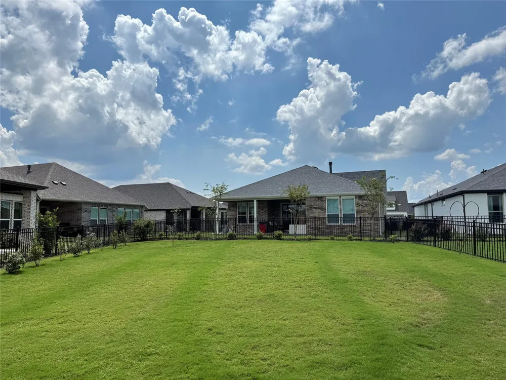 10119 Lehman Drive Willis, TX 77318