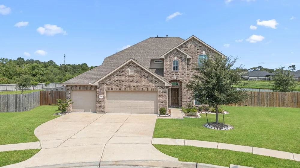 341 Burgundy Drive Alvin, TX 77511