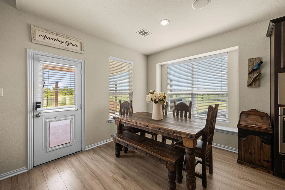 341 Burgundy Drive Alvin, TX 77511