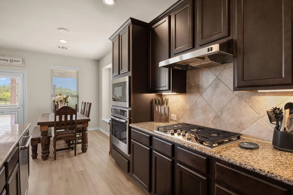 341 Burgundy Drive Alvin, TX 77511