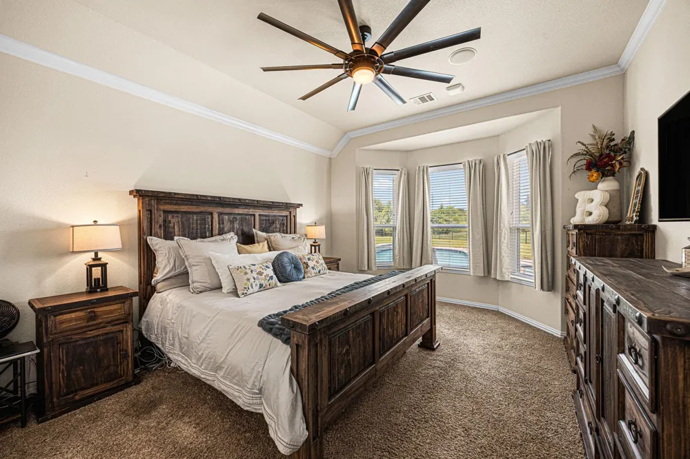 341 Burgundy Drive Alvin, TX 77511