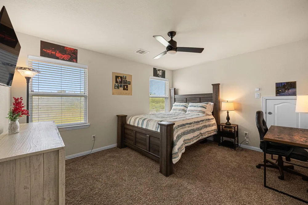 341 Burgundy Drive Alvin, TX 77511
