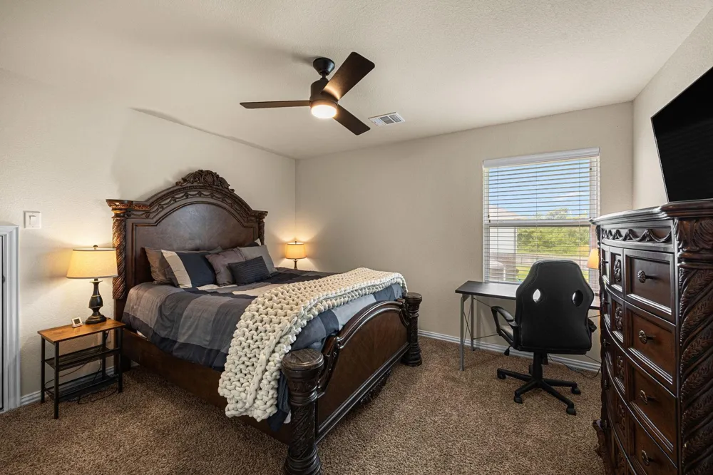 341 Burgundy Drive Alvin, TX 77511