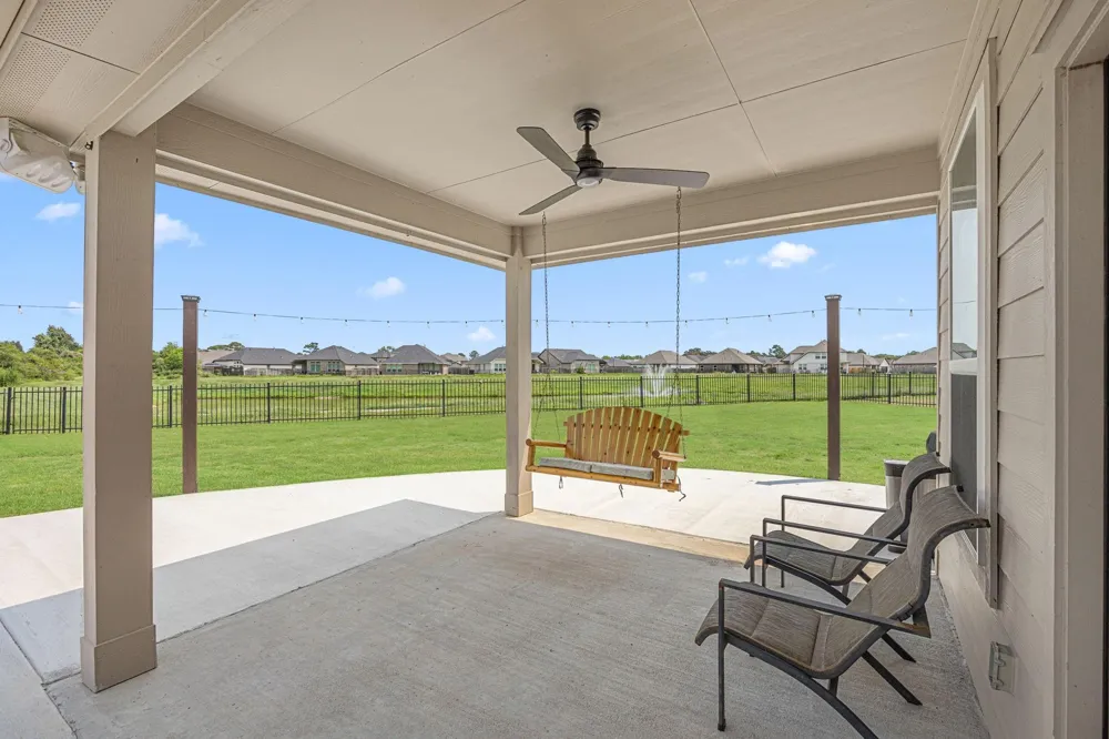 341 Burgundy Drive Alvin, TX 77511