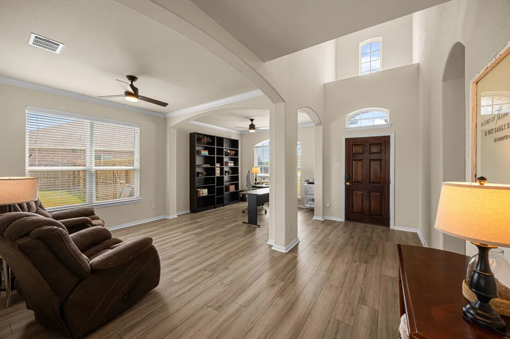341 Burgundy Drive Alvin, TX 77511