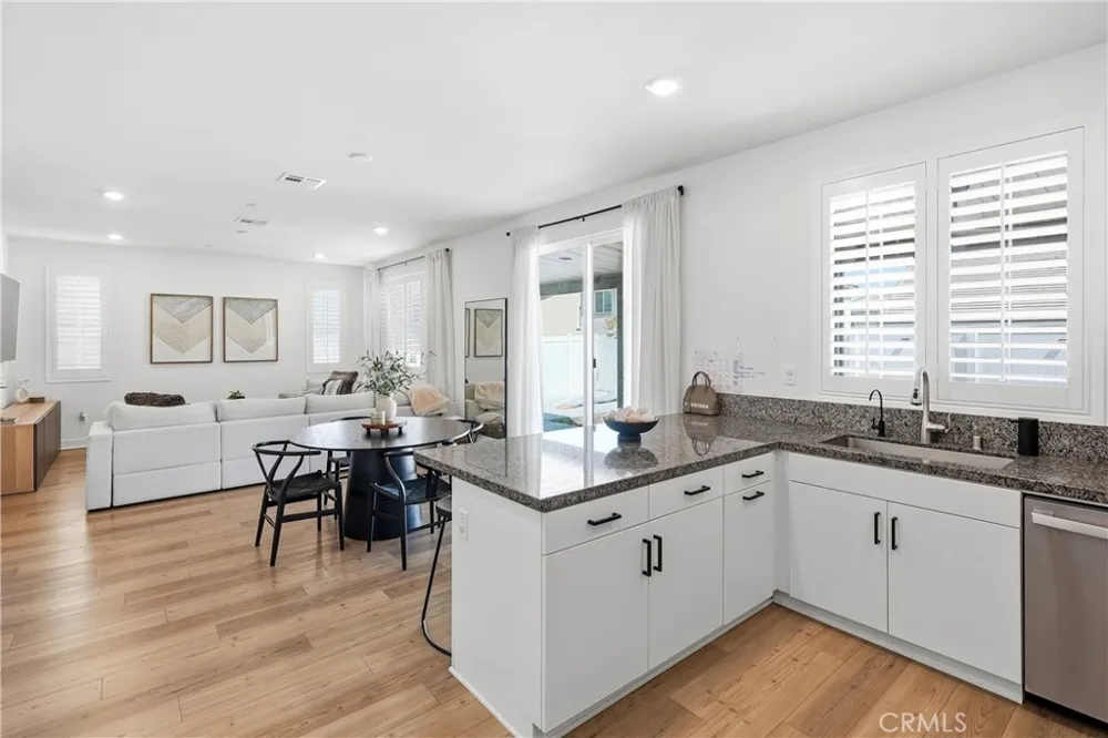 367 Cachuma Court Rialto, CA 92377