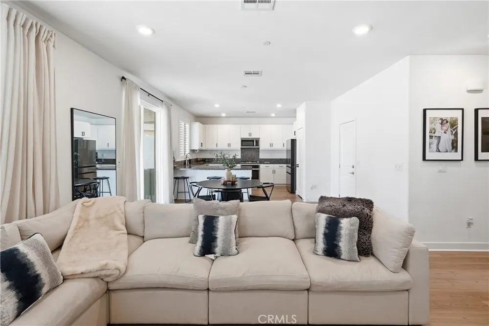 367 Cachuma Court Rialto, CA 92377