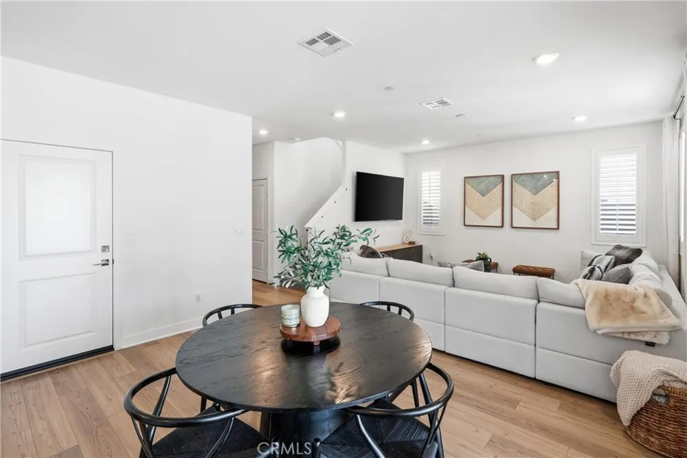 367 Cachuma Court Rialto, CA 92377