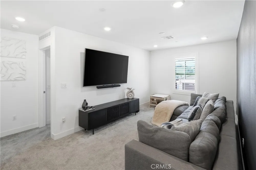 367 Cachuma Court Rialto, CA 92377