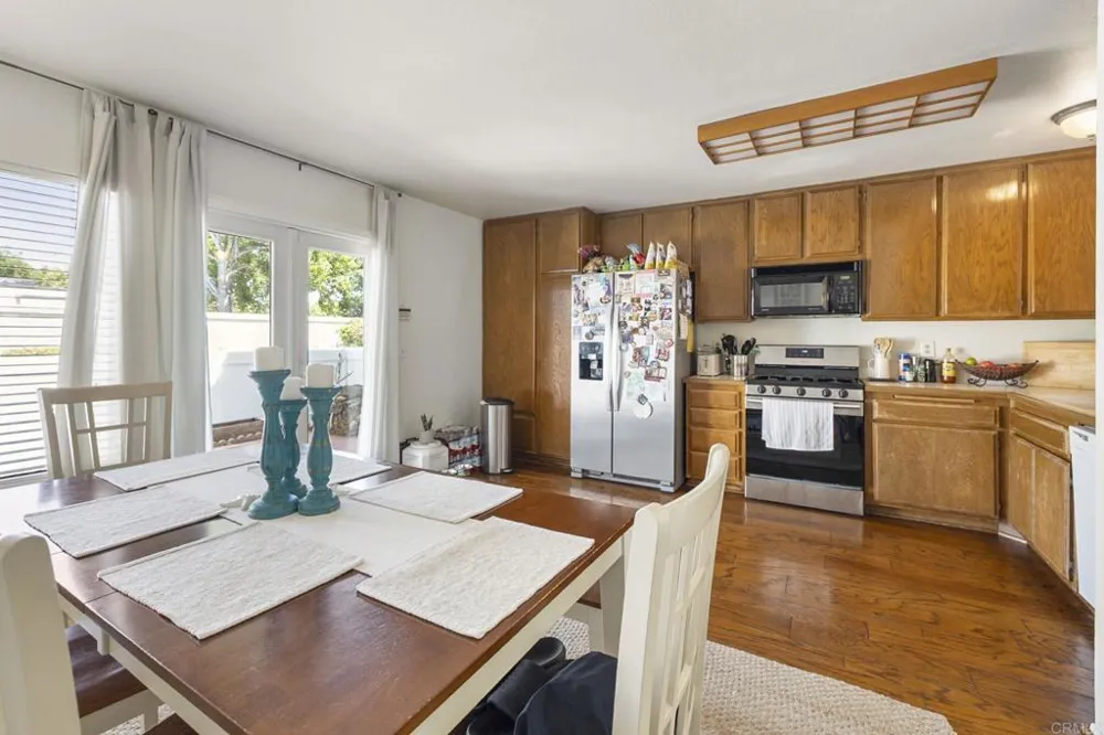 874 Marigold Court Carlsbad, CA 92011