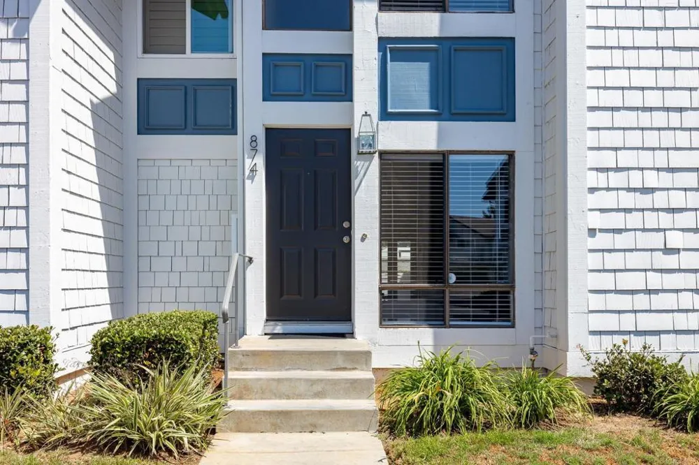 874 Marigold Court Carlsbad, CA 92011