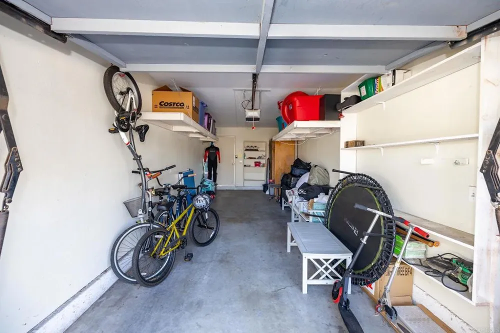 874 Marigold Court Carlsbad, CA 92011