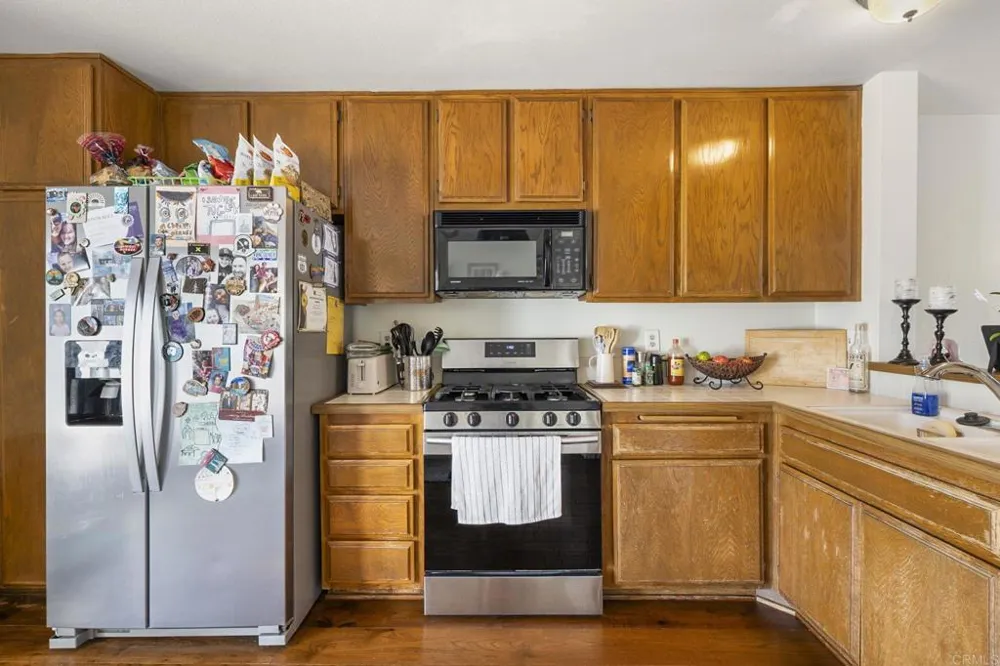 874 Marigold Court Carlsbad, CA 92011