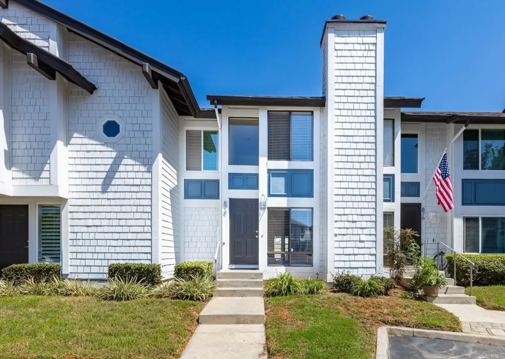 874 Marigold Court Carlsbad, CA 92011