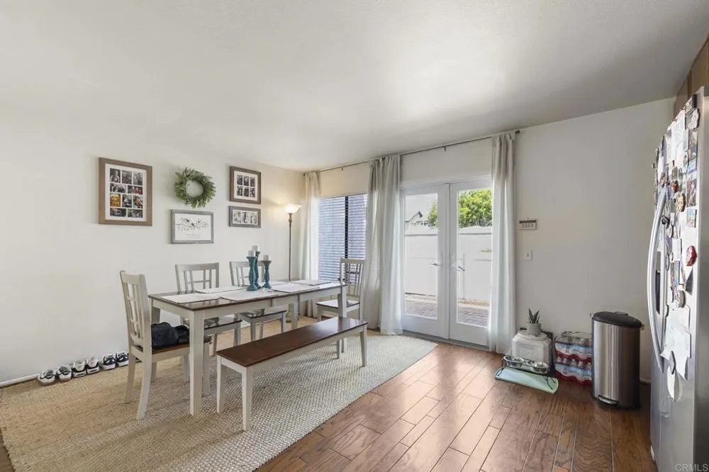 874 Marigold Court Carlsbad, CA 92011