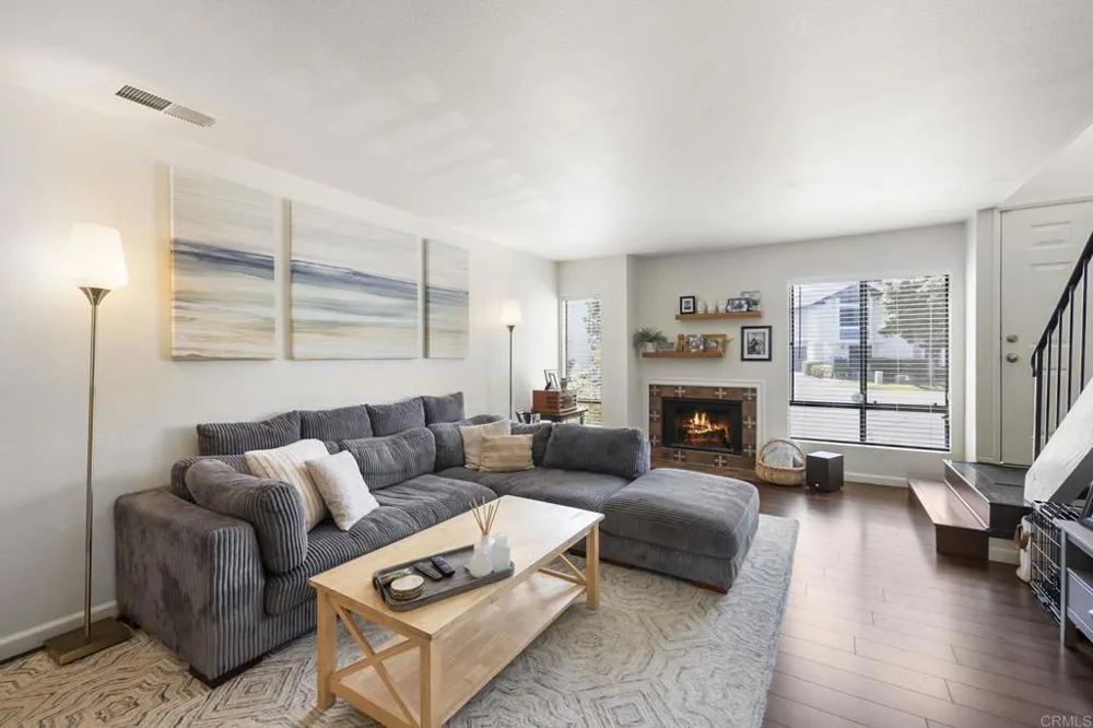 874 Marigold Court Carlsbad, CA 92011