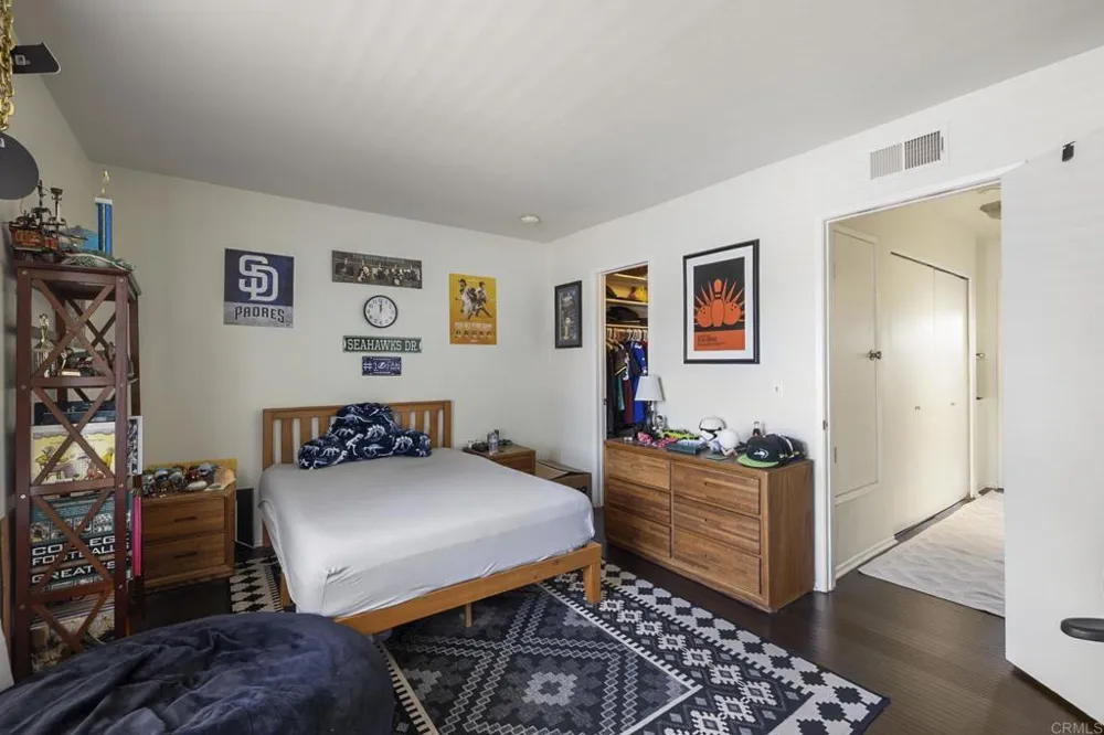874 Marigold Court Carlsbad, CA 92011