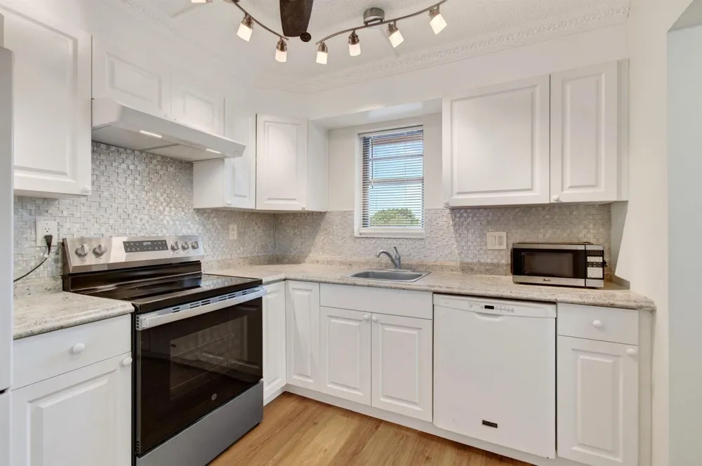 9440 SW 8TH STREET #401 Boca Raton, FL 33428