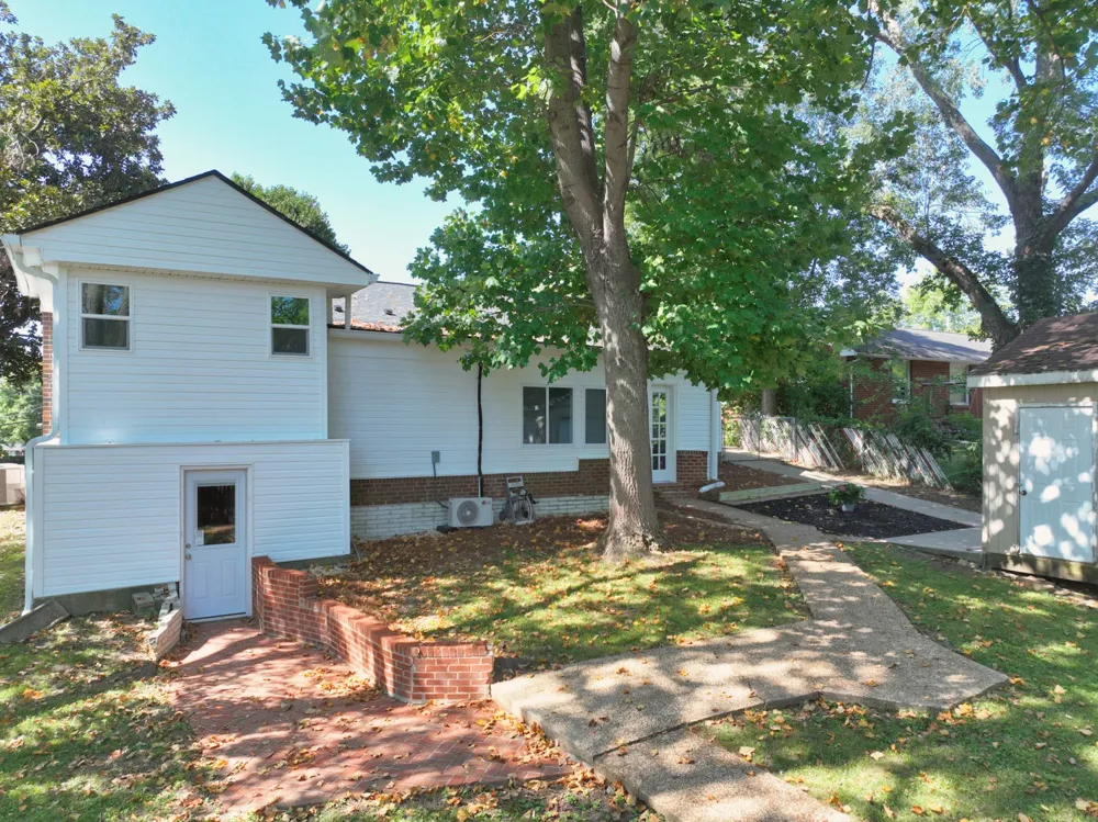 3944 Plantation Dr Hermitage, TN 37076