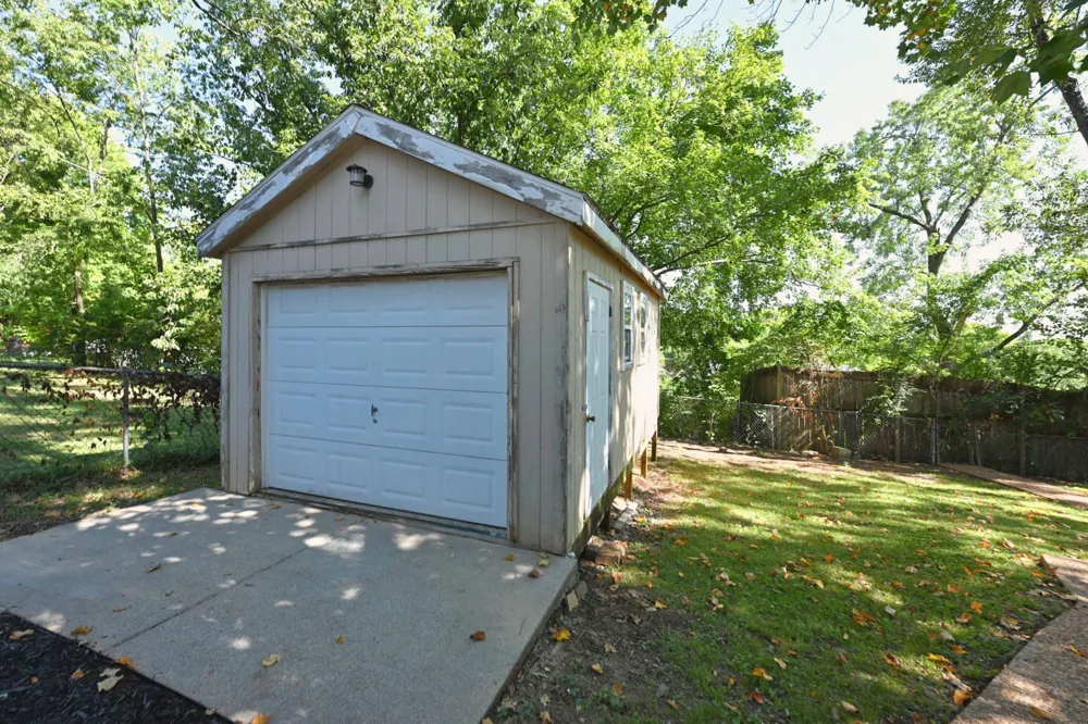 3944 Plantation Dr Hermitage, TN 37076