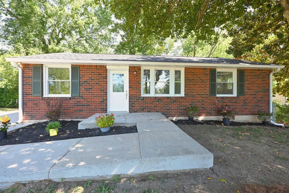 3944 Plantation Dr Hermitage, TN 37076
