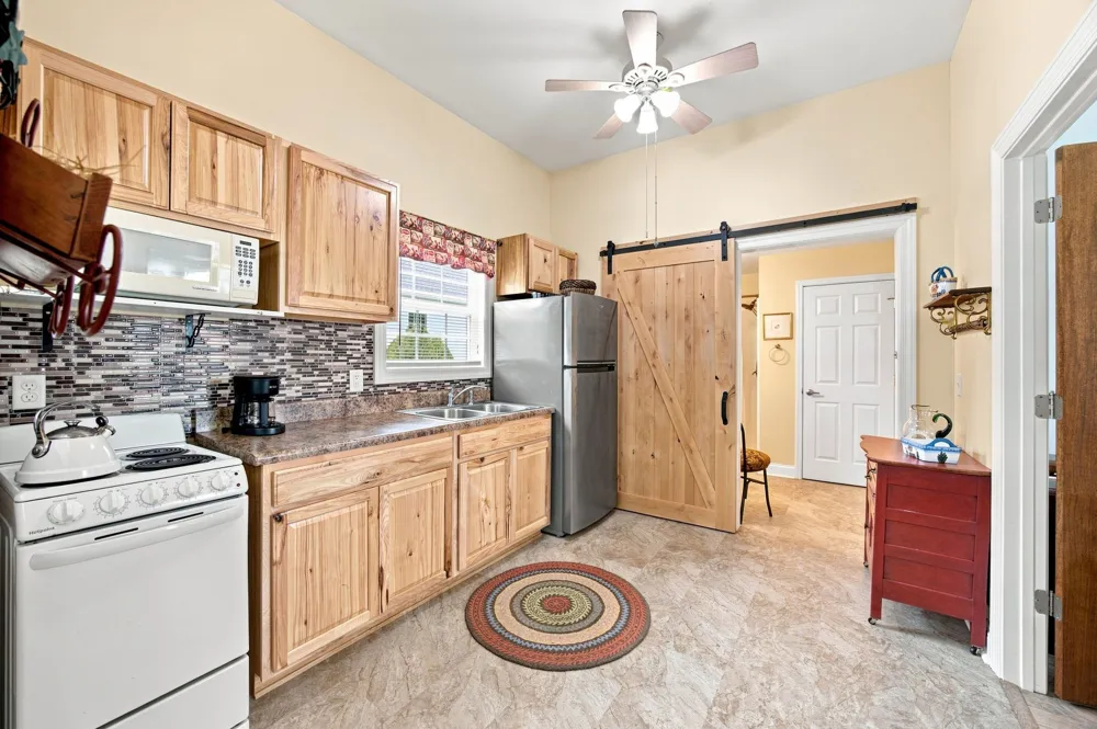 136 Columbus Lndg Delano, TN 37325