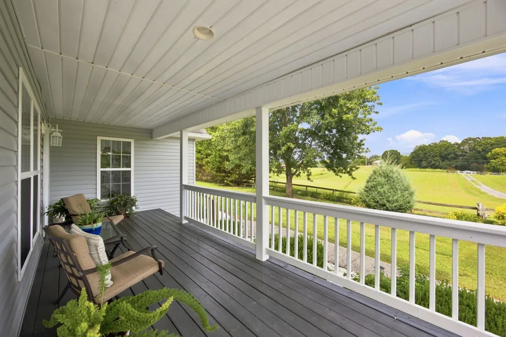 136 Columbus Lndg Delano, TN 37325