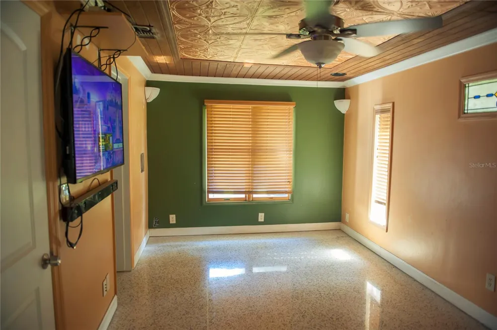 904 BROOKSIDE DRIVE Clearwater, FL 33764