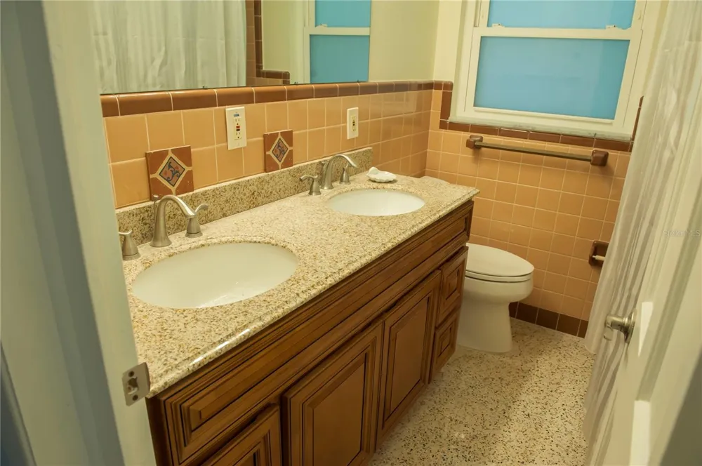 904 BROOKSIDE DRIVE Clearwater, FL 33764