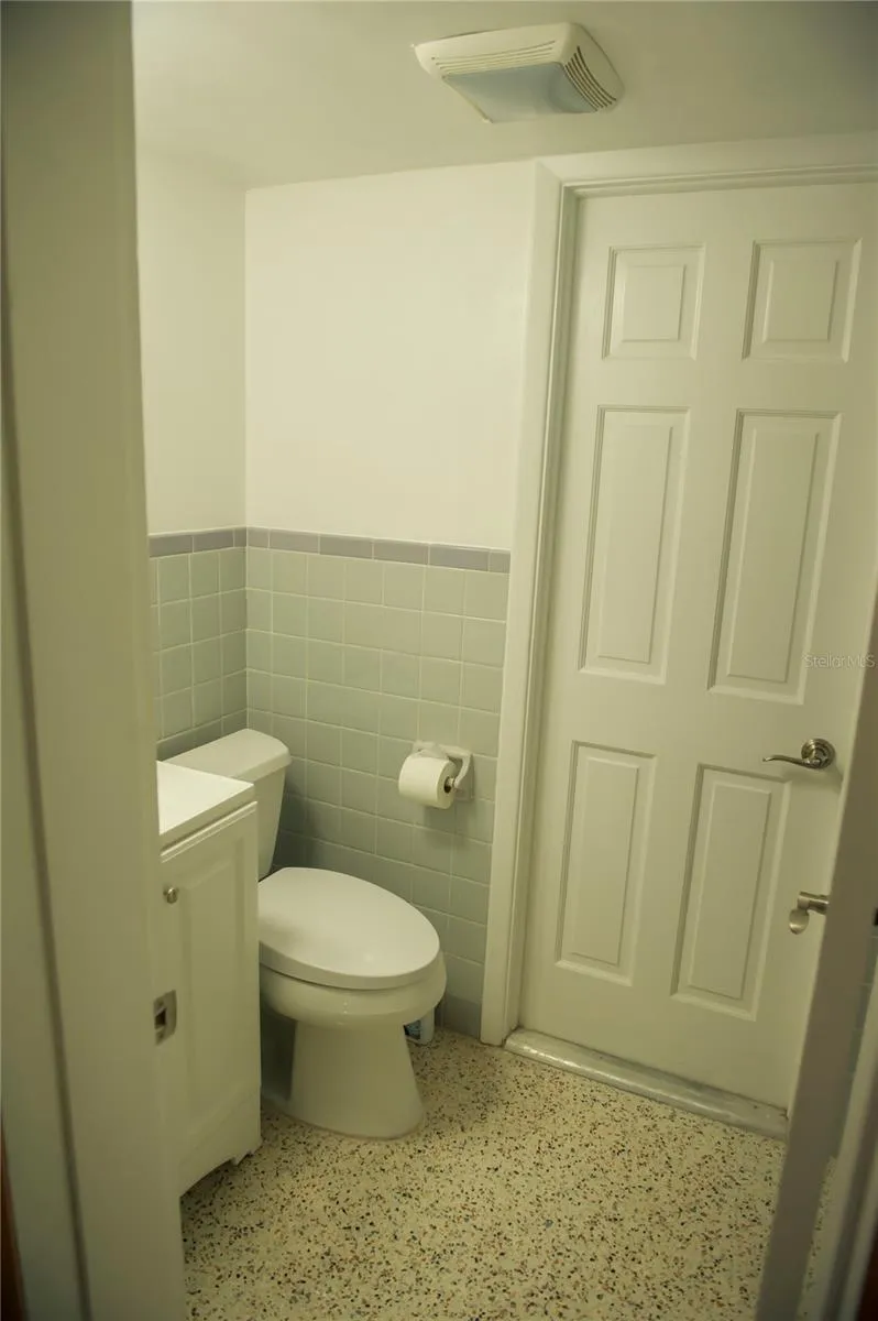 904 BROOKSIDE DRIVE Clearwater, FL 33764