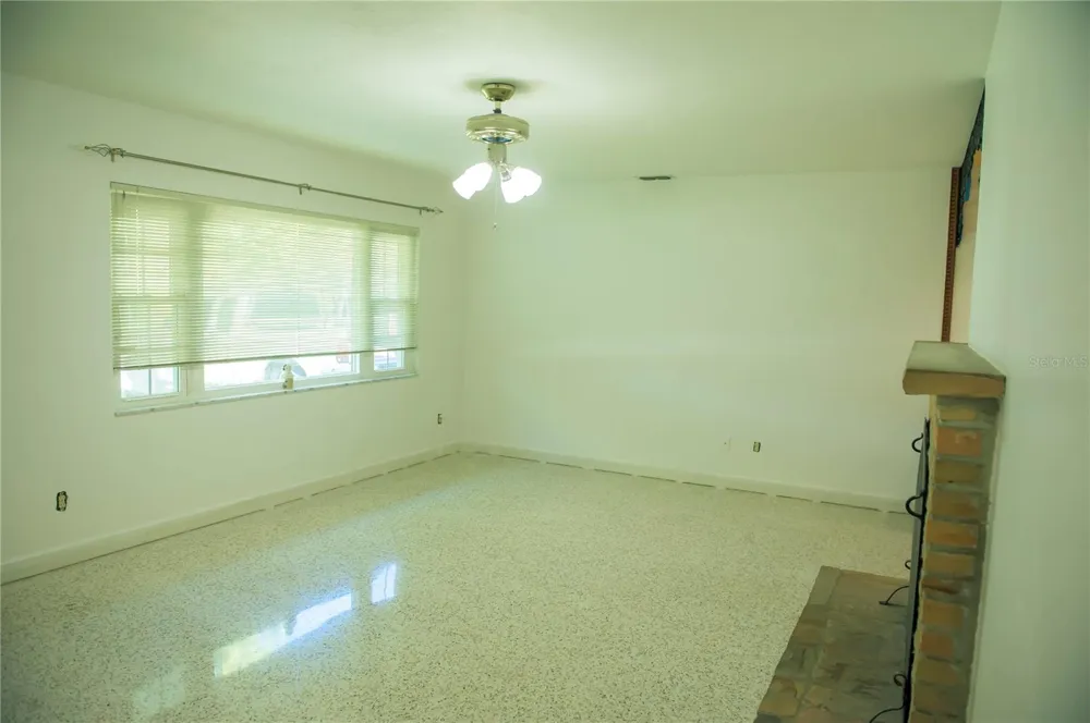 904 BROOKSIDE DRIVE Clearwater, FL 33764