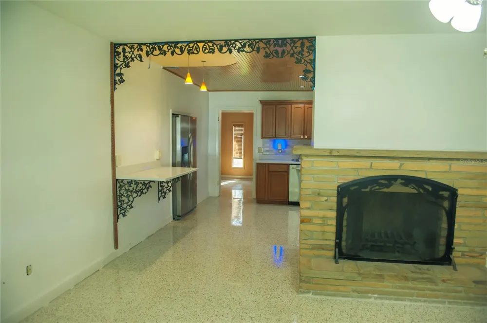 904 BROOKSIDE DRIVE Clearwater, FL 33764