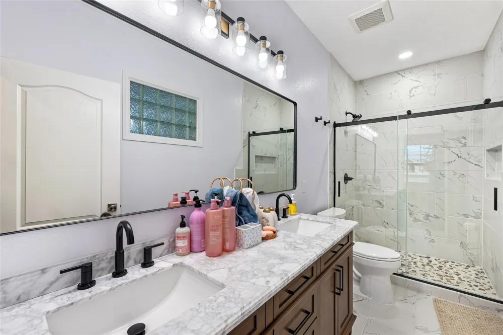 158 Goertz Drive Red Rock, TX 78662
