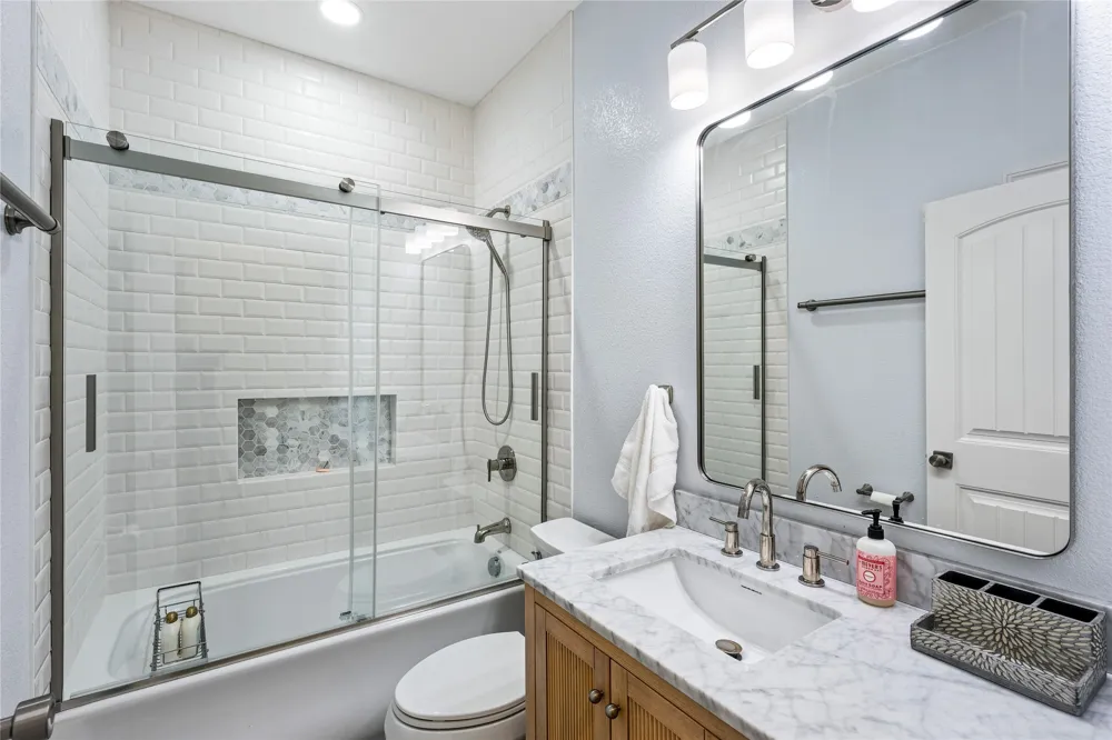 158 Goertz Drive Red Rock, TX 78662