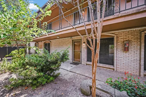 7801 Shoal Creek Boulevard #127