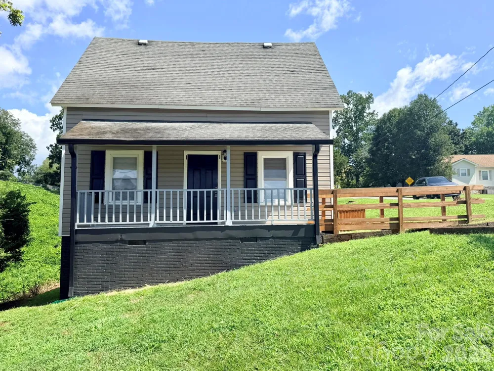 301 Magnolia Street Granite Falls, NC 28630