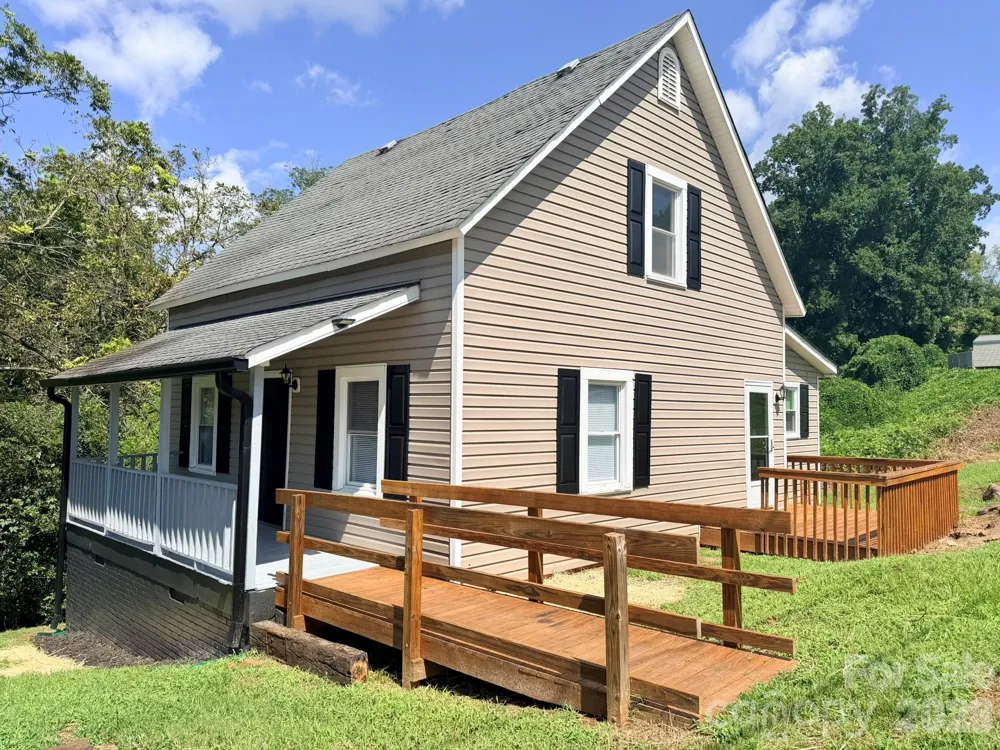 301 Magnolia Street Granite Falls, NC 28630