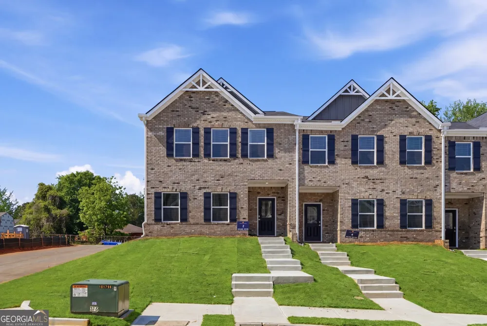 3643 PARKWAY JAMES DR Snellville, GA 30039