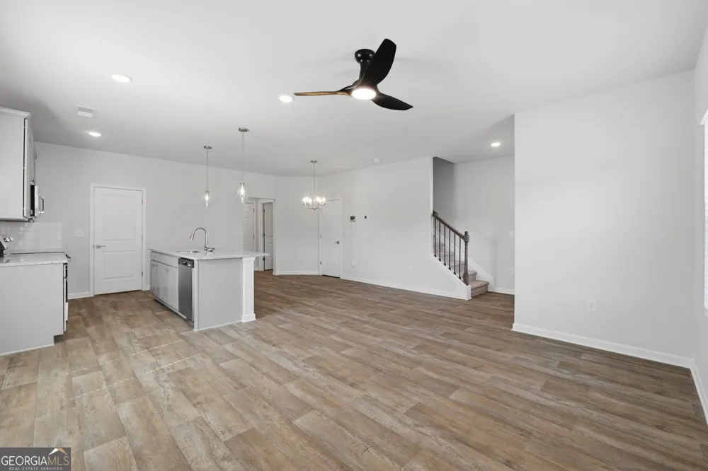 3643 PARKWAY JAMES DR Snellville, GA 30039