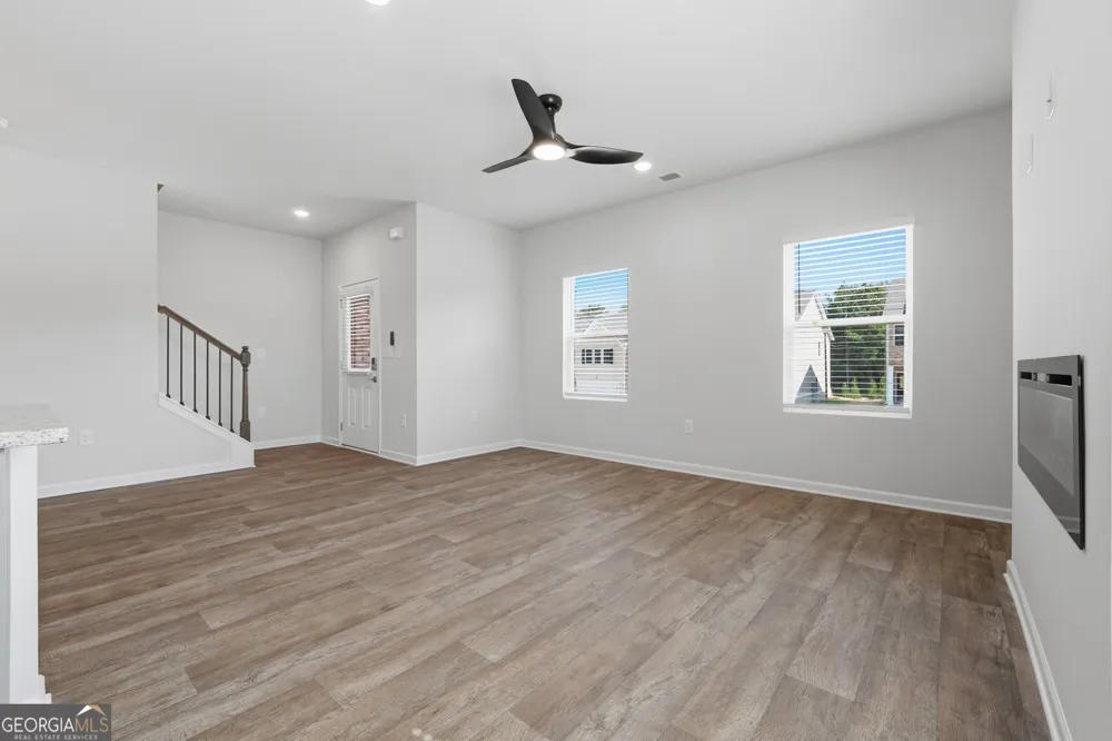3643 PARKWAY JAMES DR Snellville, GA 30039