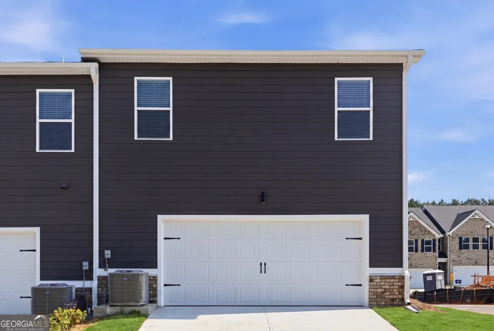 3643 PARKWAY JAMES DR Snellville, GA 30039