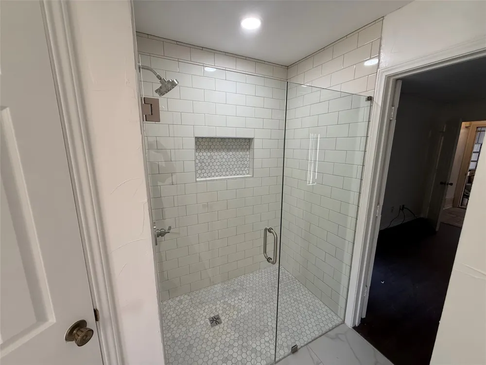 2809 Sarah Drive Pantego, TX 76013