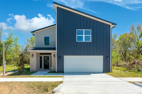 6814 Champion Lane