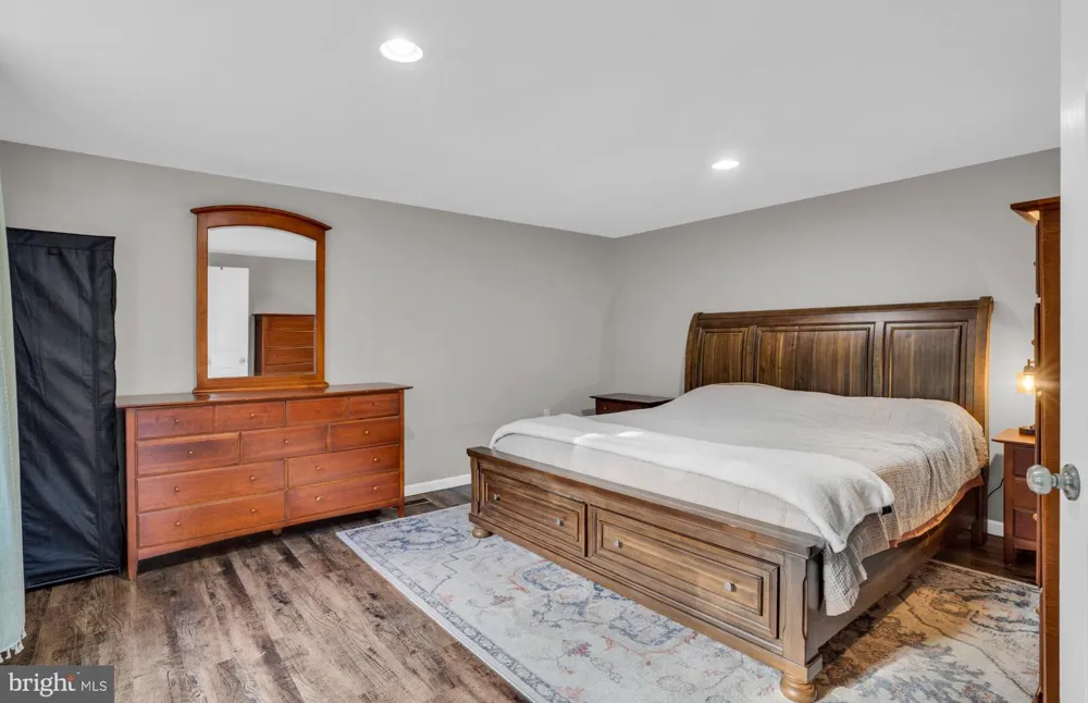 6783 ROUTE 333 Mifflintown, PA 17059