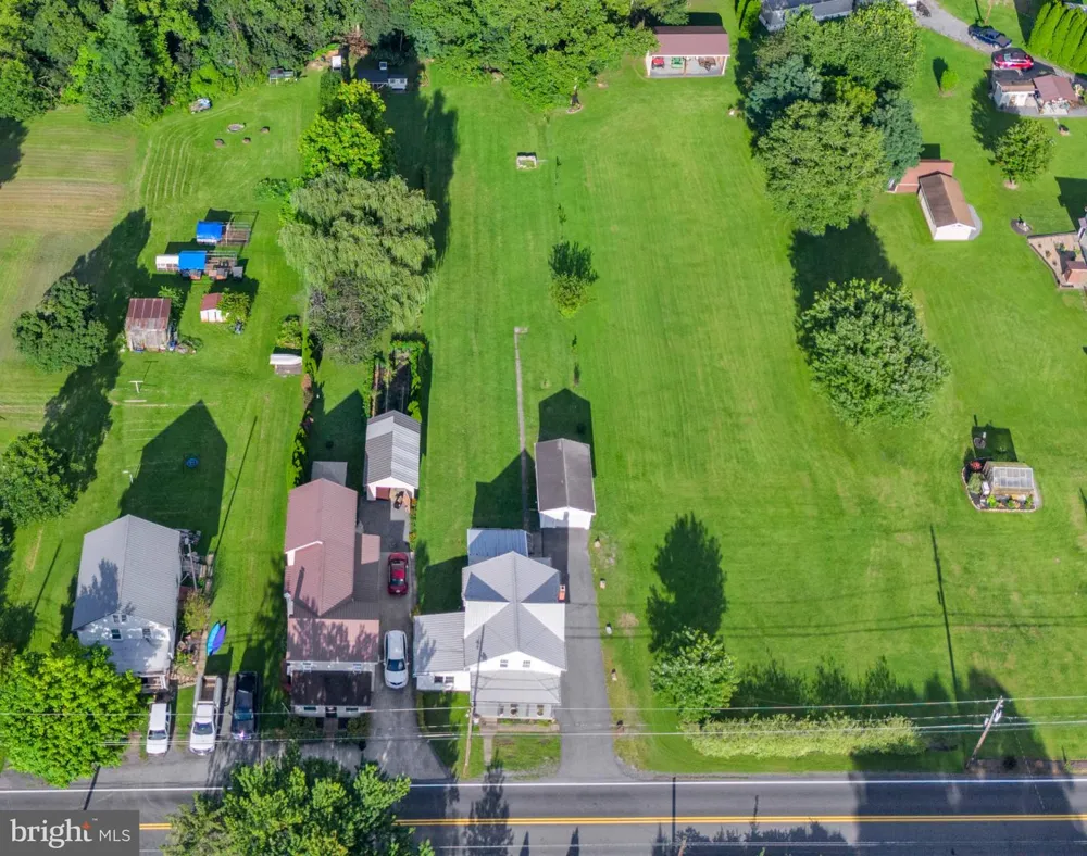 6783 ROUTE 333 Mifflintown, PA 17059