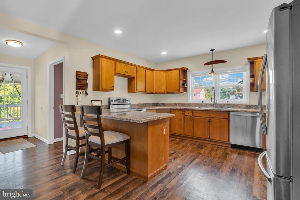 6783 ROUTE 333 Mifflintown, PA 17059