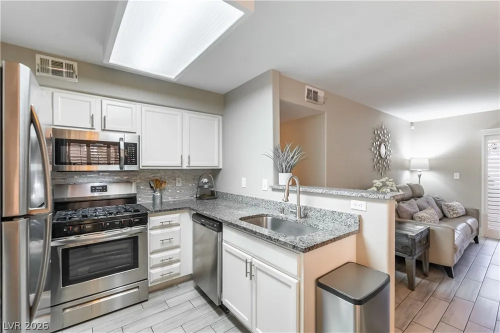 3174 Tarpon Drive #102 Las Vegas, NV 89120
