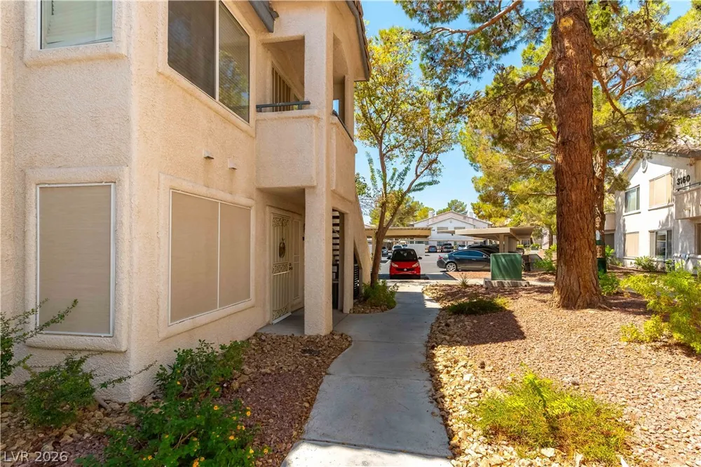 3174 Tarpon Drive #102 Las Vegas, NV 89120